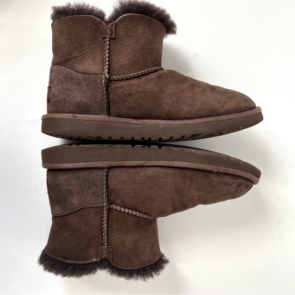 Chocolate Brown UGG Boots. Size US4 - Picture 4 of 11